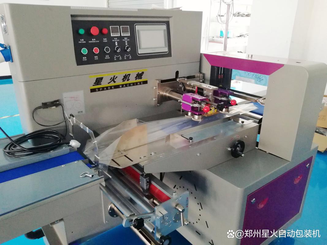 包装机怎么调整进料位置-枕式包装机进料位置怎么调？